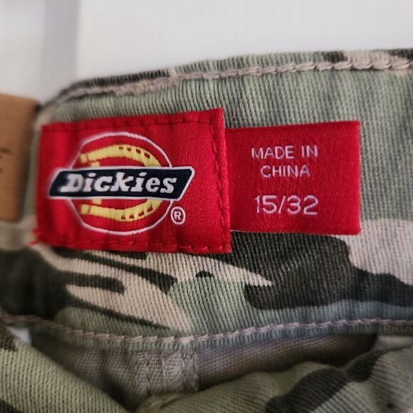 Dickies Camouflage Cargo Shorts Size Juniors 15 - Picture 7 of 9